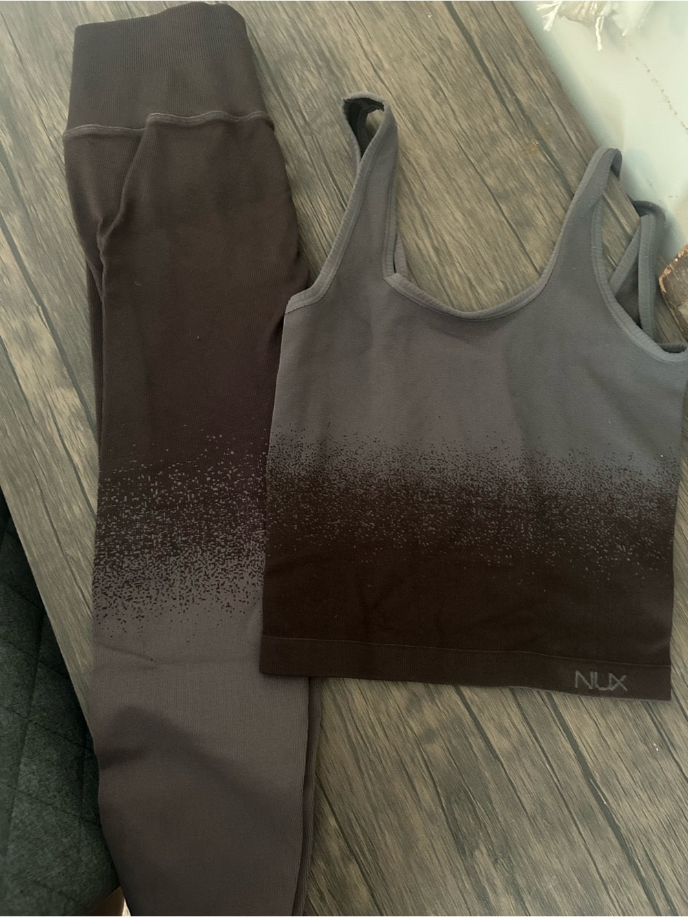 NUX Black and Grey Scoop Workout Set